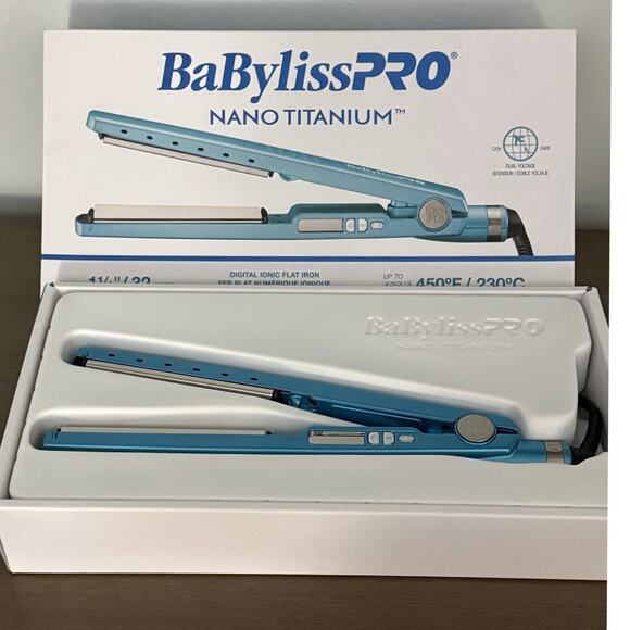 BaByliss PRO Nano Titanium Flat Iron 1¼” Digital Ionic Hair Straightener 450°F - Picture 6 of 8